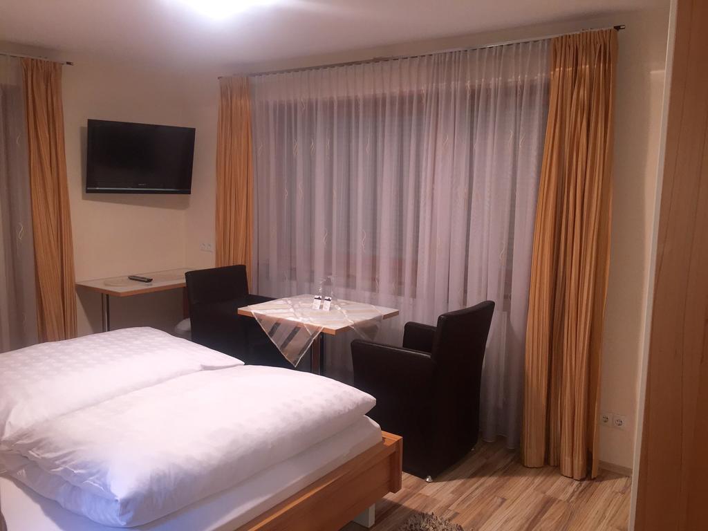Haus Zudrell Apartment Vandans Cameră foto